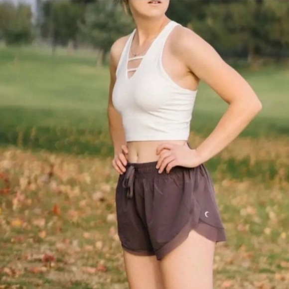 Zyia Women's Wisteria Glide Shorts Size Large - Picture 9 of 9